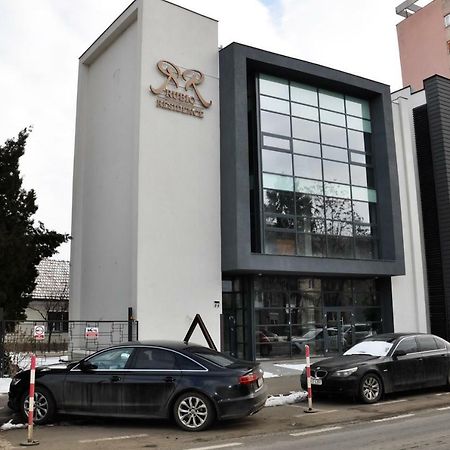 Rubio Residence - Accmonia Luxury Apartment Arad Eksteriør billede