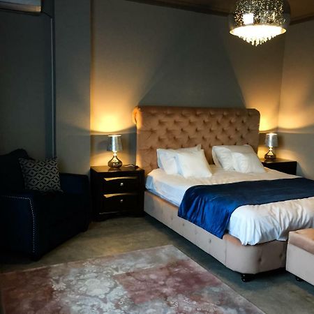 Rubio Residence - Accmonia Luxury Apartment Arad Eksteriør billede