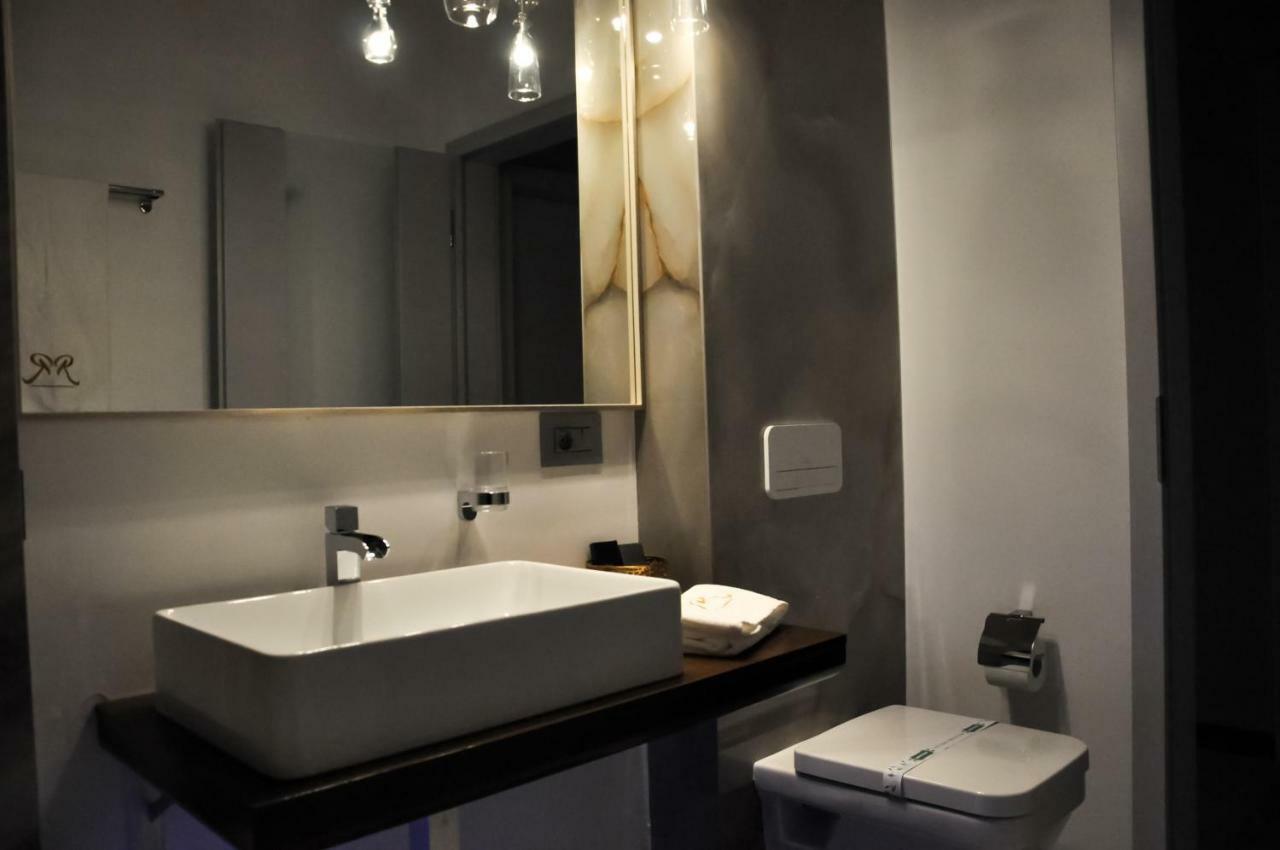 Rubio Residence - Accmonia Luxury Apartment Arad Eksteriør billede